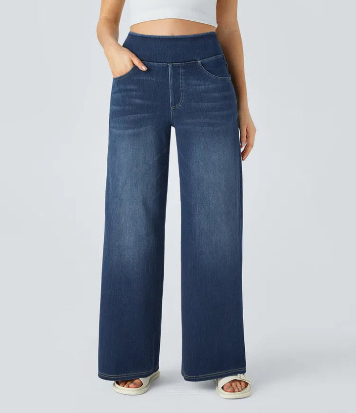 Relaxed Fit Wide-Leg Jeans