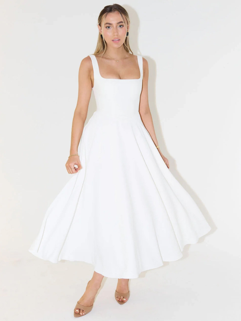 SVEA | Elegantes Midikleid mit eckigem Ausschnitt