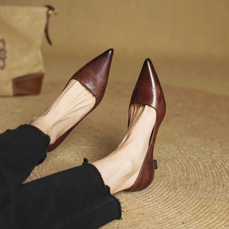 Refined Pointed Toe Leather Pumps