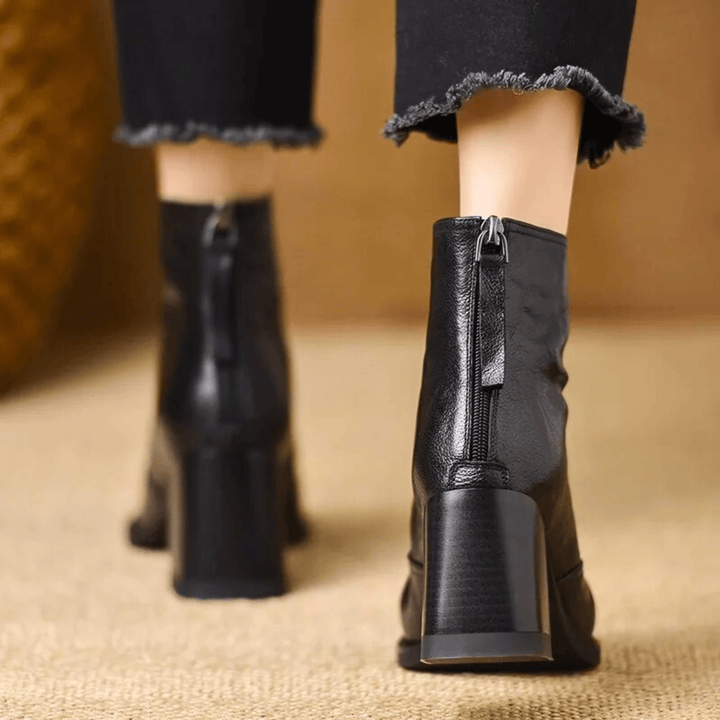 Claudia | Luxurious Mid-Heel Ankle Boots